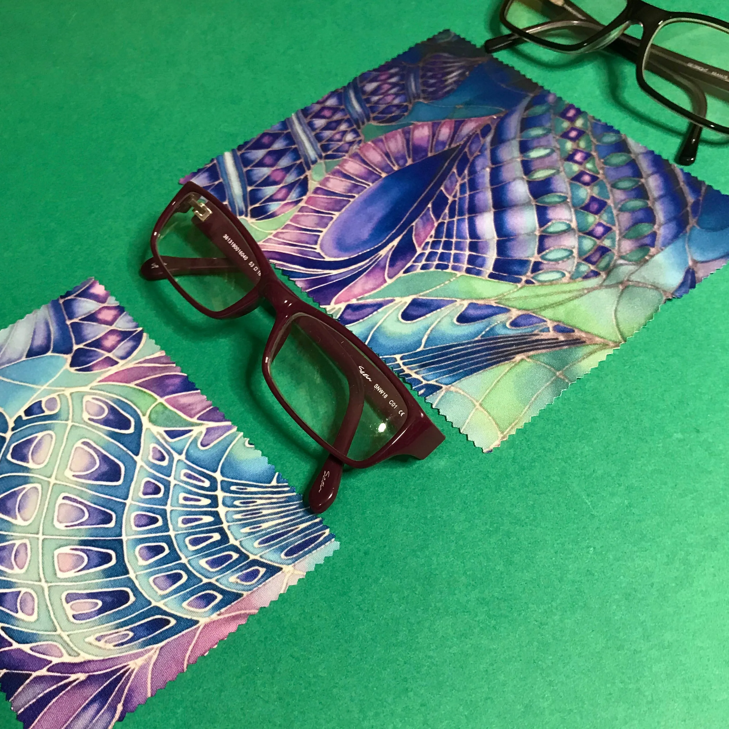 Blue Green Purple Shells glasses cleaning cloth - pretty butterfly cleaning cloth - phone screen cleaning cloth.