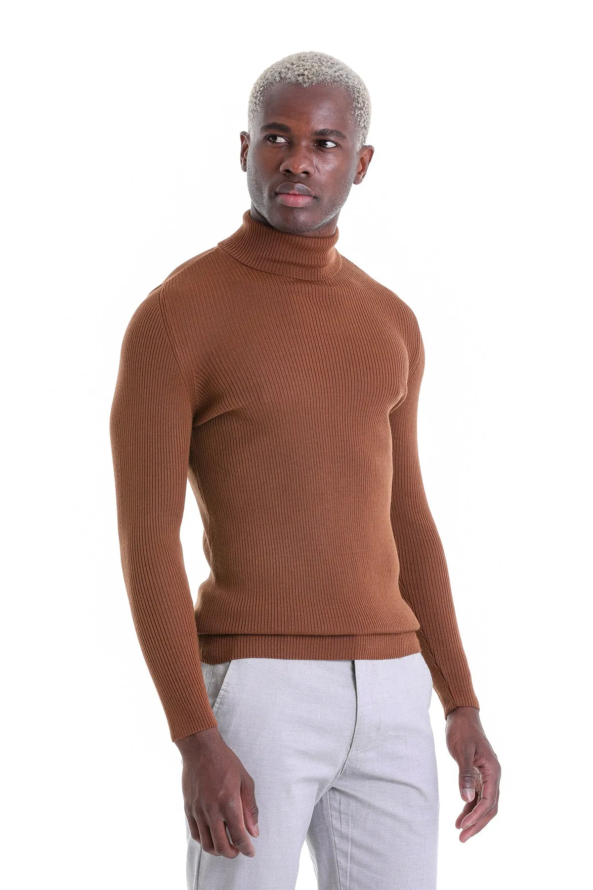 Comfort Fit Wool Blend Tobacco Turtleneck Sweater