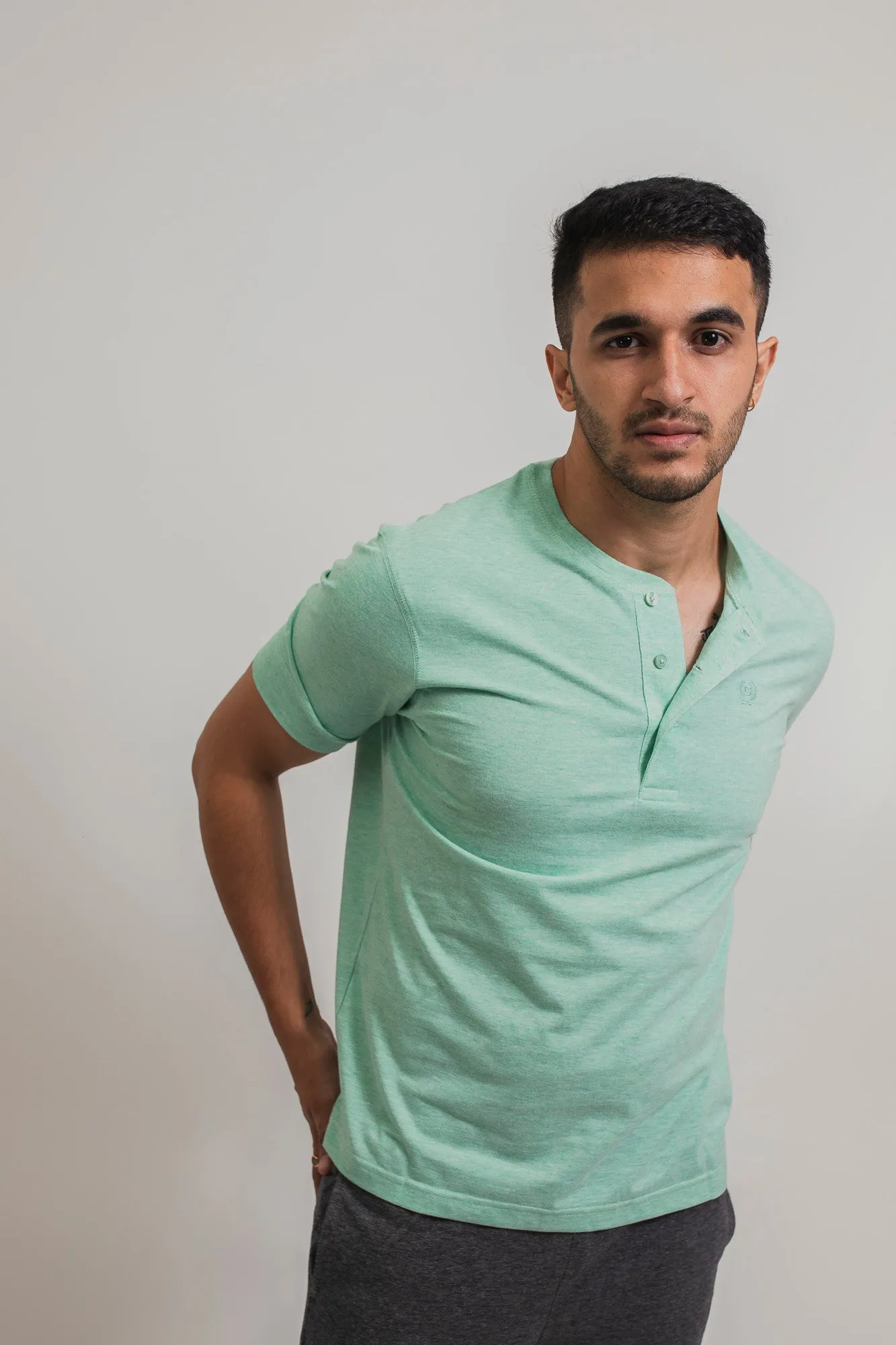 Men's Henley T-shirt - HONEYDEW HEATHER