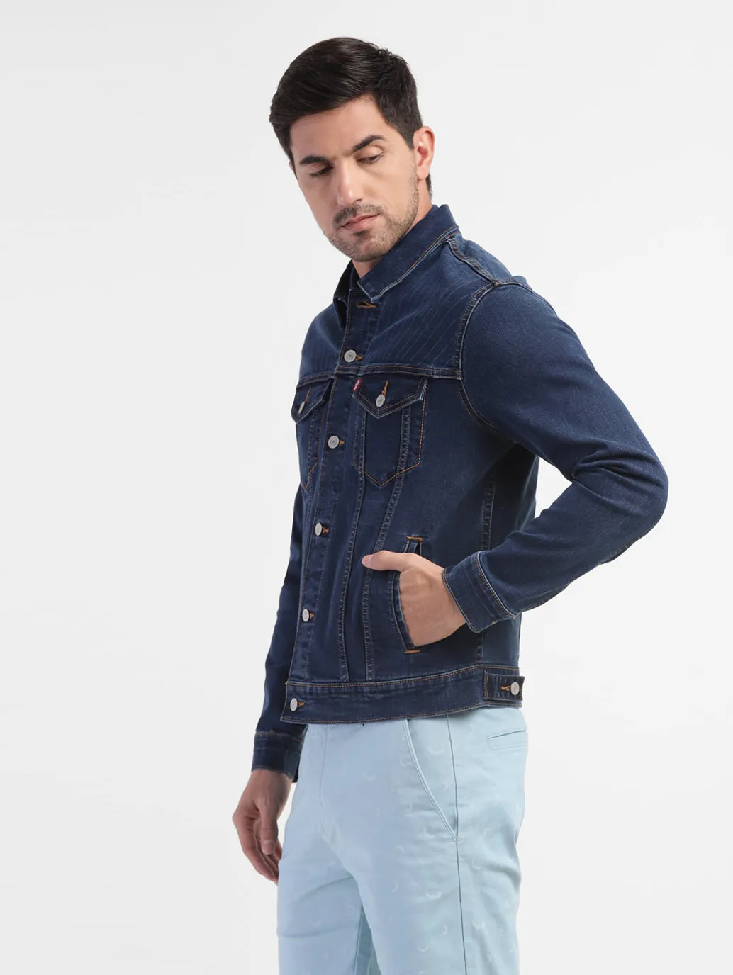 Men's Solid Spread Collar Denim Jacket