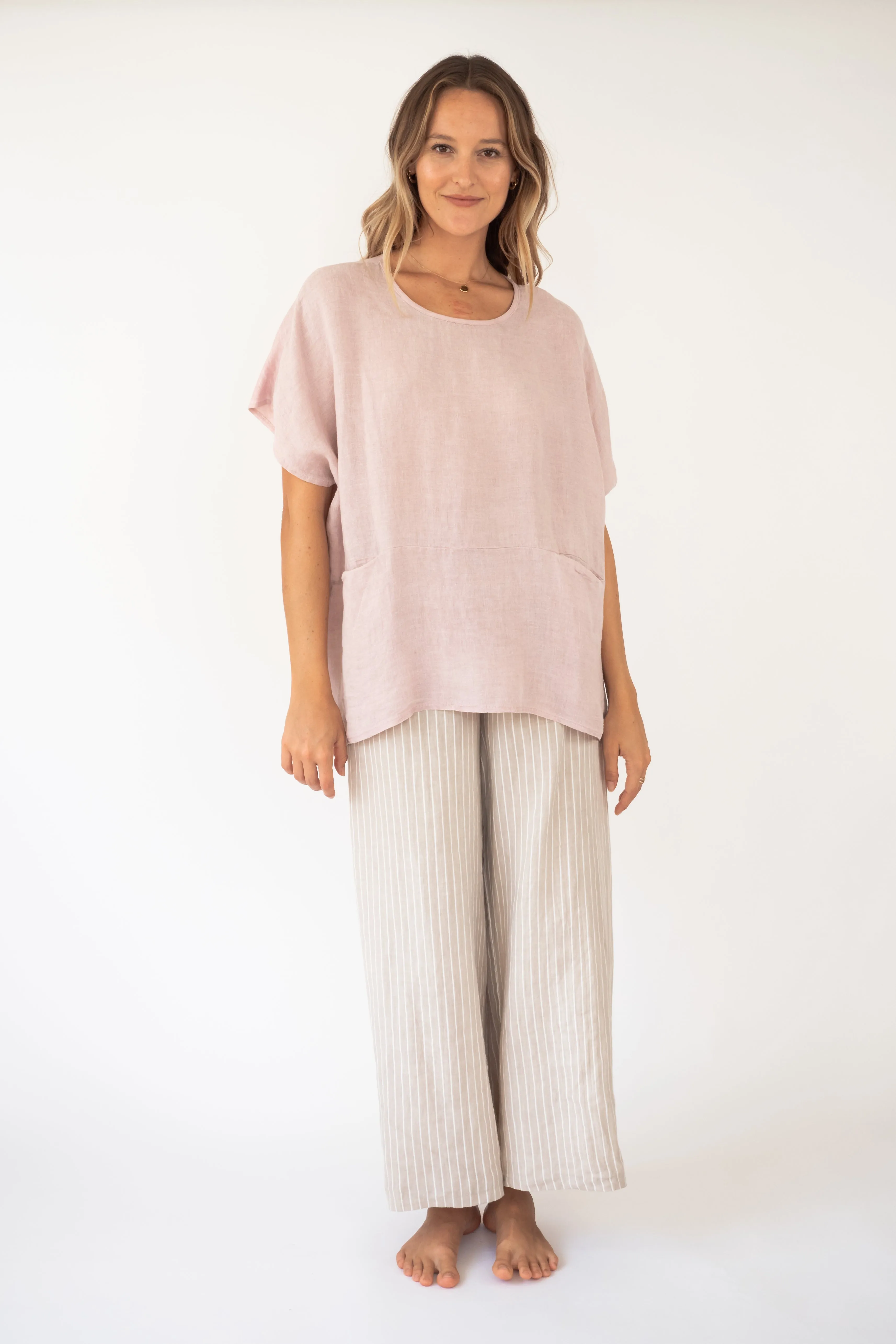 the NALA'APAU Linen/Cotton T-shirt Top