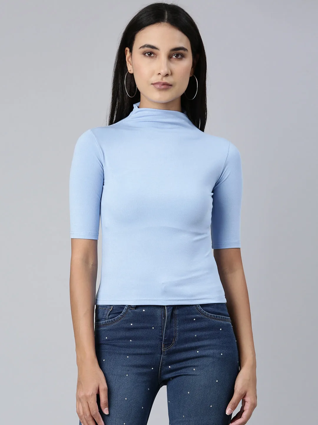 Women Blue Solid Slim Fit Tshirt