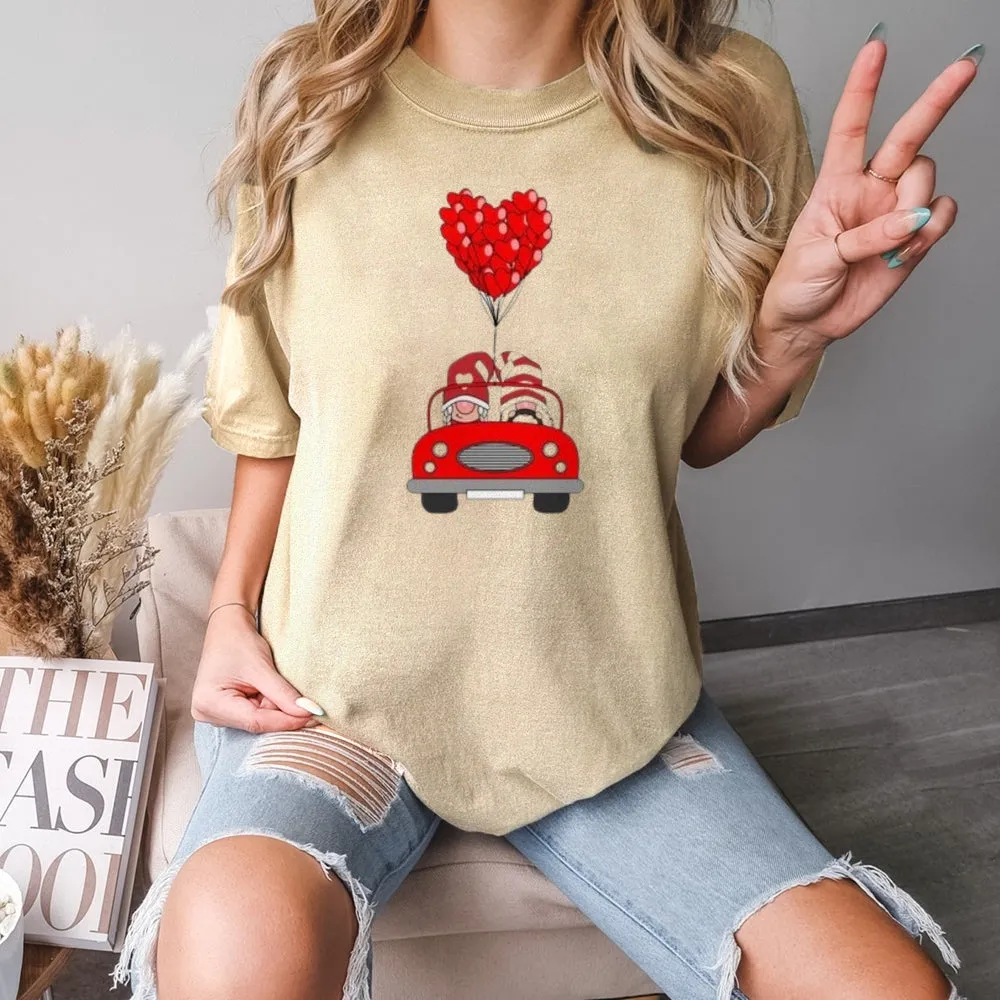 Women Love Red Heart Valentine's Day Print  Graphic T-shirt